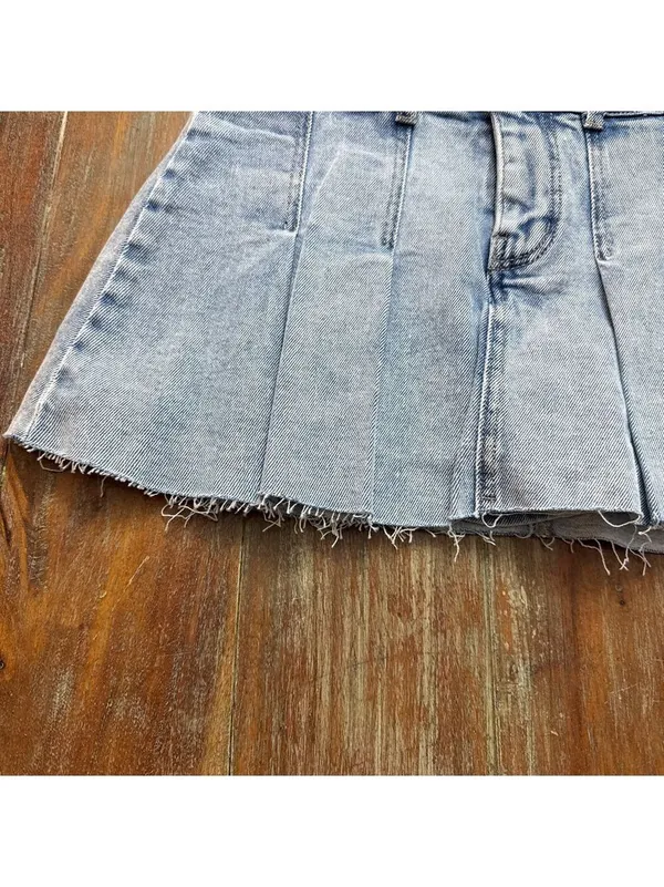 GB Light Blue Denim Mini Skort Pleated Size Small NWT - Image 3