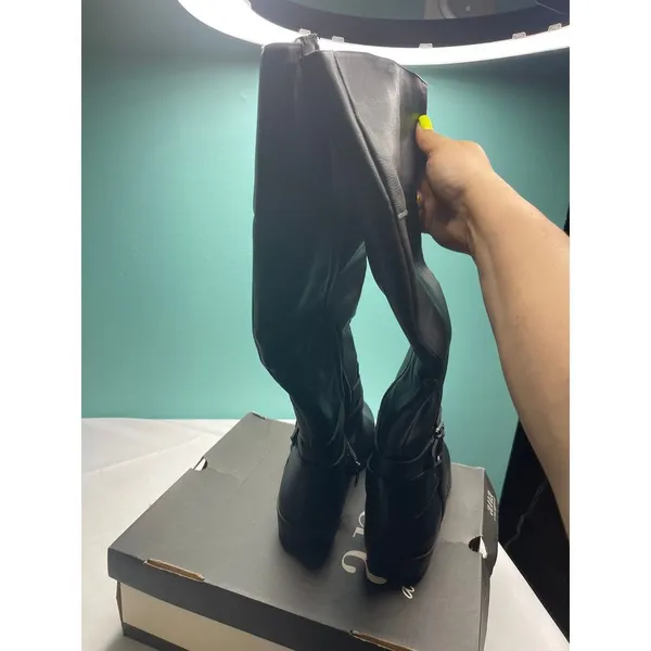A.N.A size 9 Sleek Leather Boots for Everyday Wear New‎ - Image 3