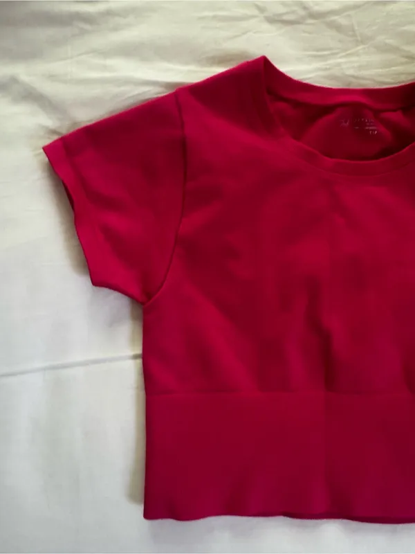 Offline by Aerie Pink Seamless Cropped Crew Neck Athletic Tee Stretch S - Image 4