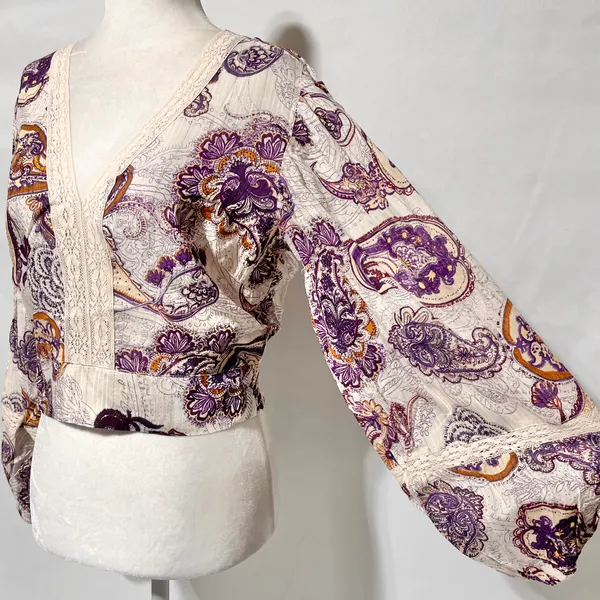 Band Of The Free New Paisley Lace V-Neck Balloon Sleeve Crop Top Size Small - Image 11