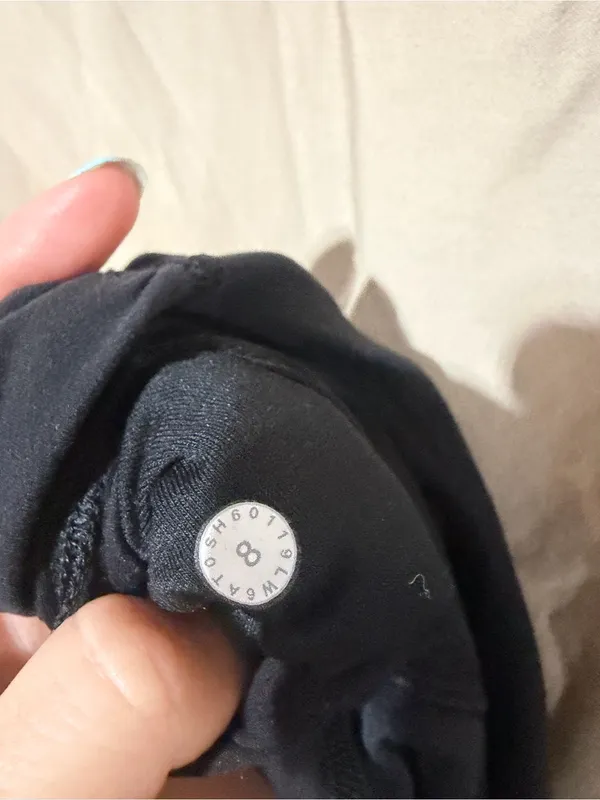Lululemon Still Mind Crop *Mid-Rise 23" - Image 4