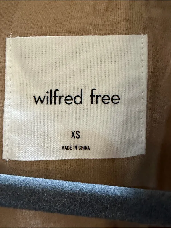 Aritzia Wilfred Cream Tan Teddy Shacket Jacket size XS (oversized) 100% Wool - Image 3