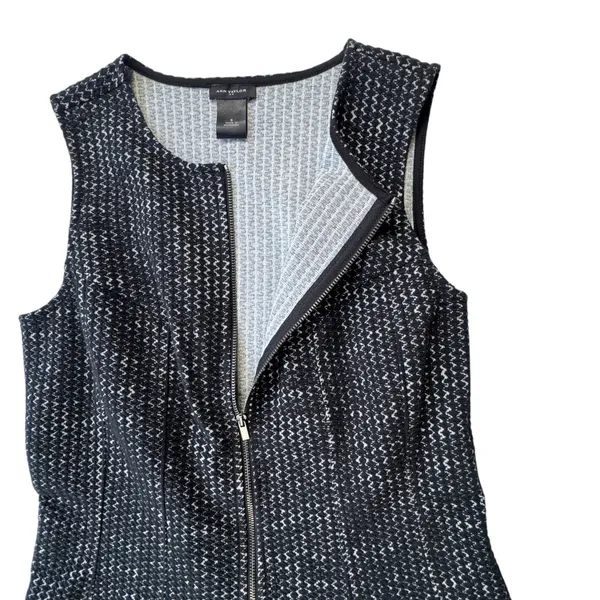 Ann Taylor Zigzag Textured Knit Front Zip Dress Womens 6 Fit & Flare Black White - Image 3