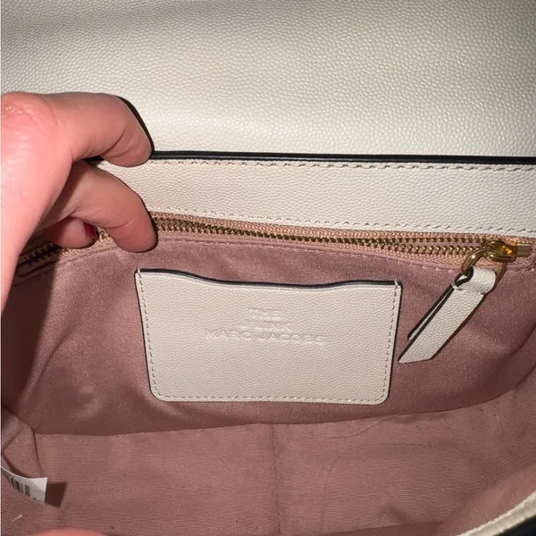 Marc Jacobs Ivory Crossbody Bag with Gold Accent - Image 13