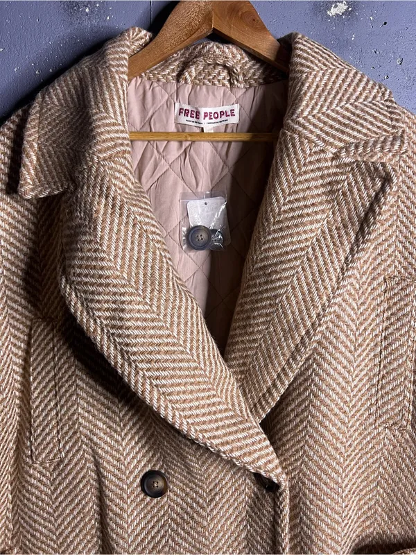 Free people Ari Wool Blend Peacoat in size Large. NWT - Image 8