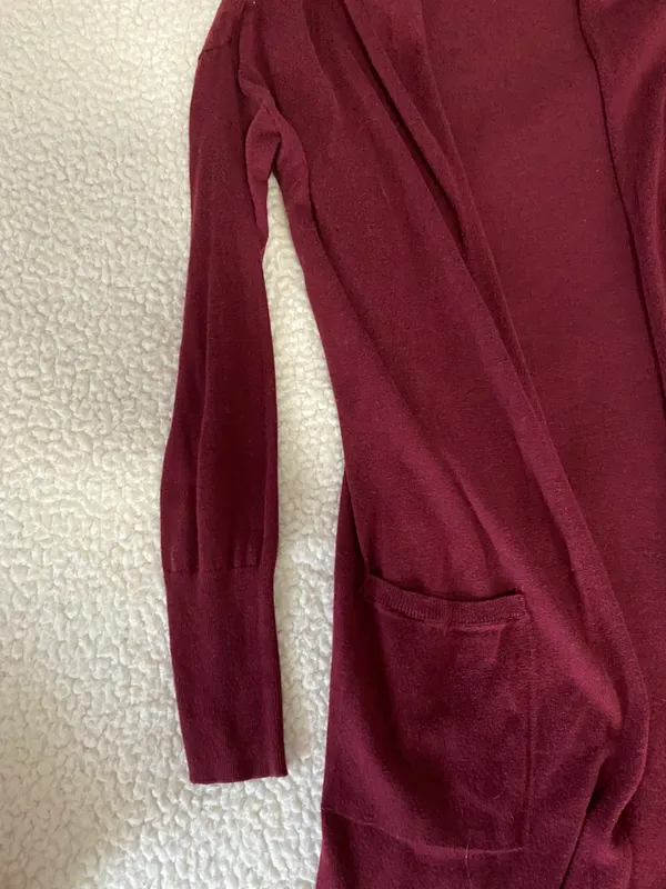 Old Navy Maroon Sweater - Image 4