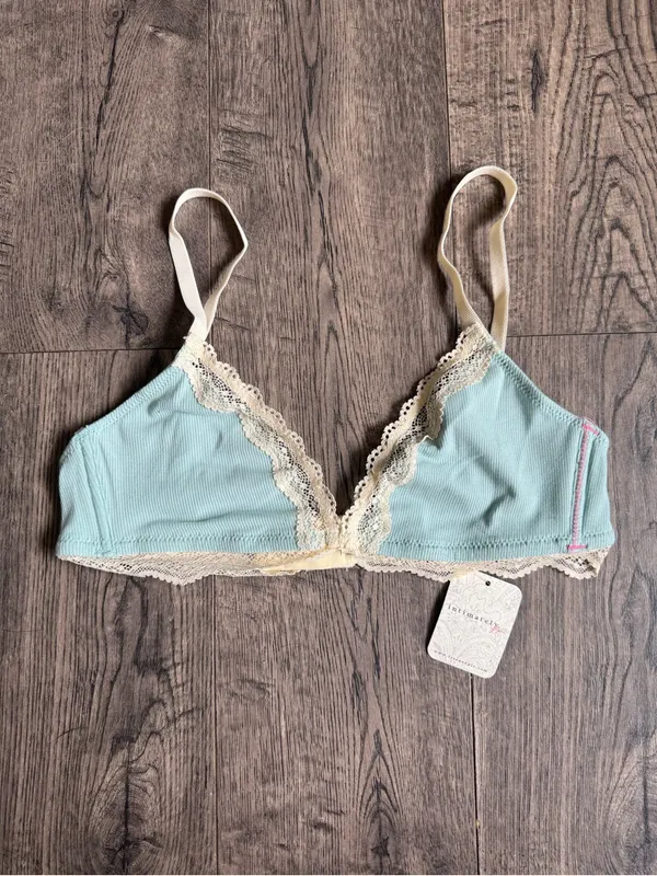 Free People Oh My Darling Triangle Bralette- NWT- Size Medium - Image 2