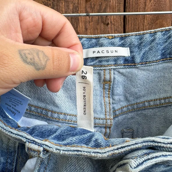Pacsun Distressed Thrashed 90’s Boyfriend Straight Leg Jean - Image 4