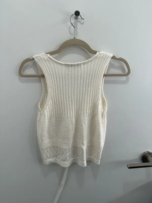 More to Come Revolve White Knit Top Size Small - Image 7