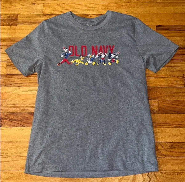 Old Navy x Disney Collab Gray Cartoon Graphic Tee Sz M - Image 7