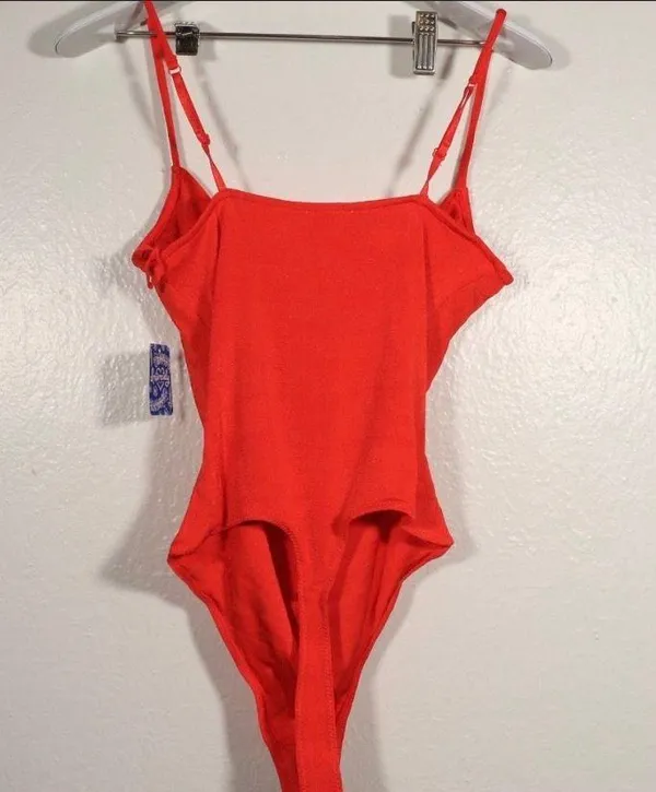Cowls In The Club Bodysuit Size Small - Image 5