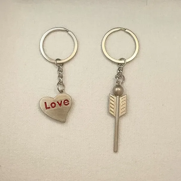 Heart Arrow Keychain Charm for Men Women Car Keychain Key Ring Bag Charm - Image 2