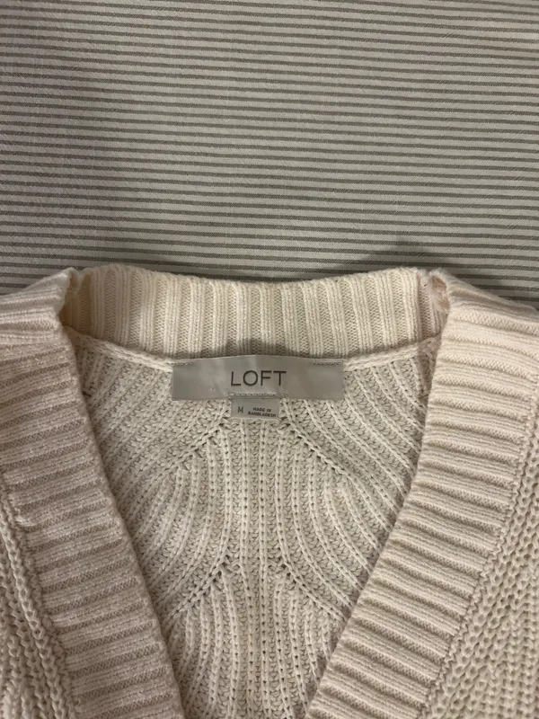 Crème Loft Cardigan - Image 3