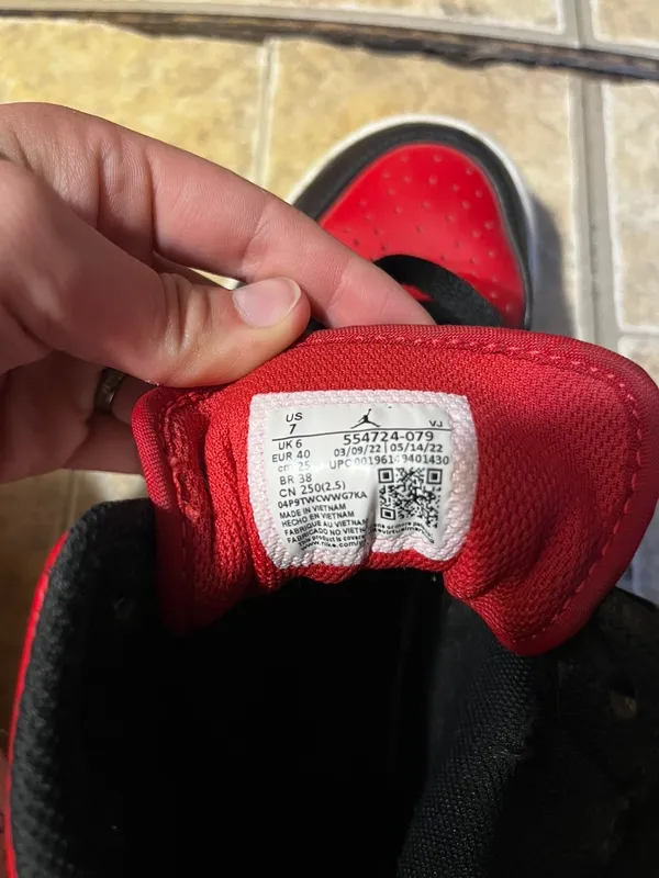 Jordan Retro Mid 1 Black Red - Image 6