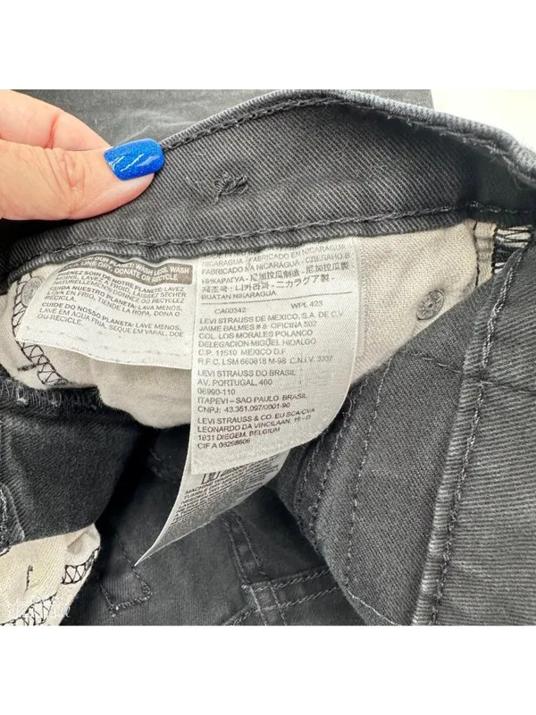 Levi's 510 Black Denim Cut-Off Shorts Size 31 - Image 4