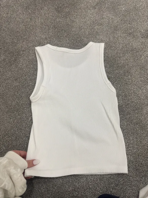 Aritzia Top Tank - Image 2
