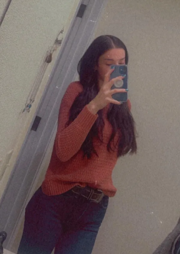 Old Navy Sweater Knit - Image 2