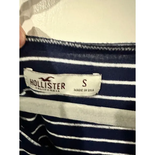 Hollister Womens Navy & White Striped Long Sleeve V-Neck Shirt Small Casual Top‎ - Image 5