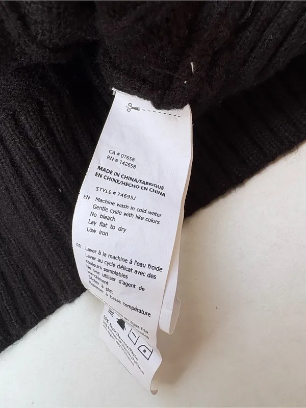 Arden B Black Cable-Knit Crewneck Cropped Coquettegirl Sweater Size L - Image 9