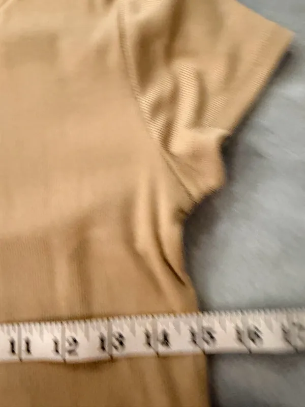 NWOT J. Crew Size M Tan Khaki Crew Neck Short Sleeve Ribbed Stretch Top - Image 9