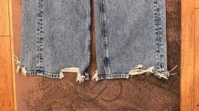 American Eagle Jeans - Image 3