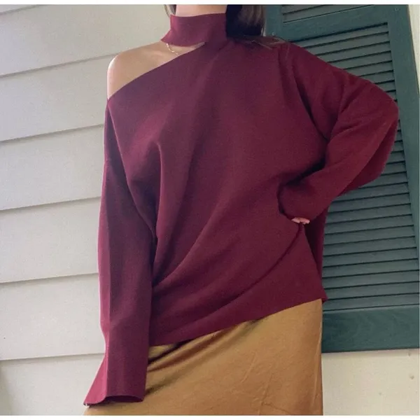 ✨Oak + Fort Cutout Maroon Sz Small Sweater✨ Red - Image 2