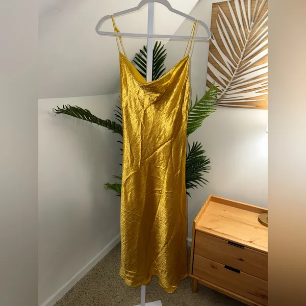 REVOLVE x RESA Berri Slip Dress In Gold‎ XS - Image 4