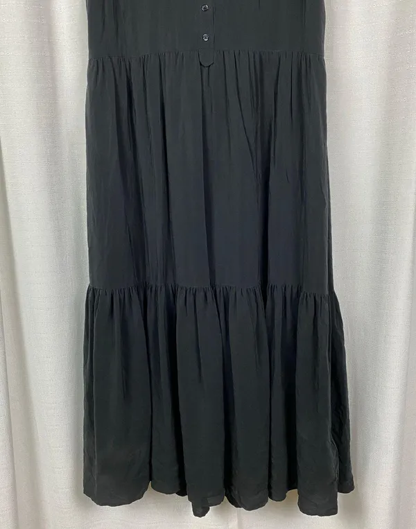 Equipment Femme Black Silk Allix Tiered Button Front Midi Dress Sz.M - Image 7