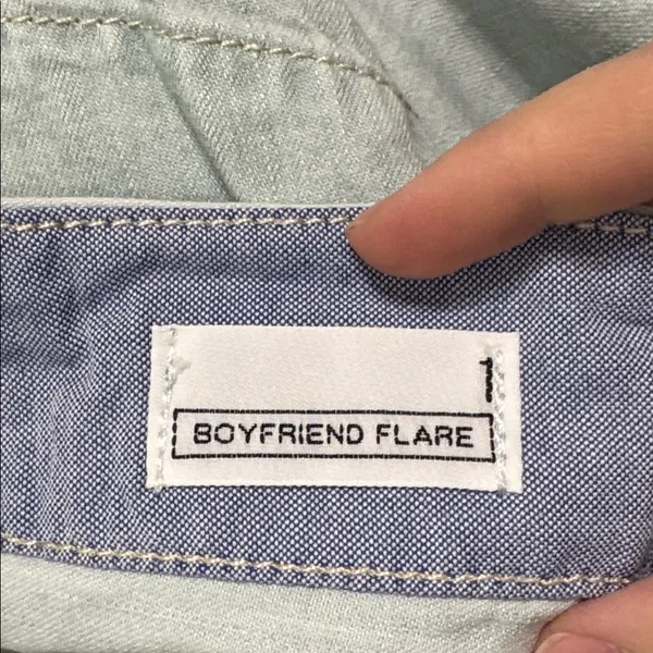 GAP 1969 Boyfriend Flare Low Rise Light Blue Denim Japanese Jeans sz Junior 1 - Image 10