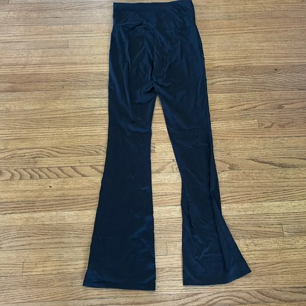 Lioness Flared Leggings - Image 3