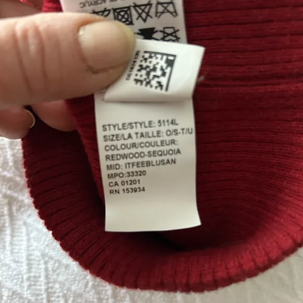 Canada Goose Beanie - Image 6