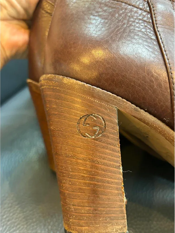 GUCCI Boots Made in Italy GG Logo Women's Size 39.5 - Image 4