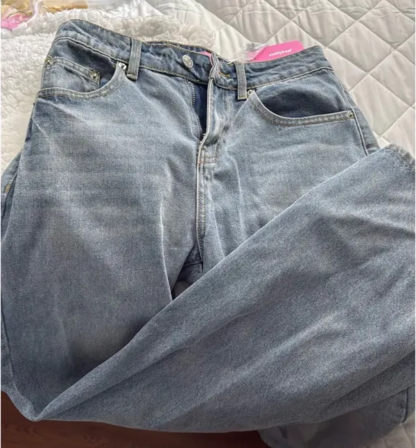 Edikted Jeans - Image 4