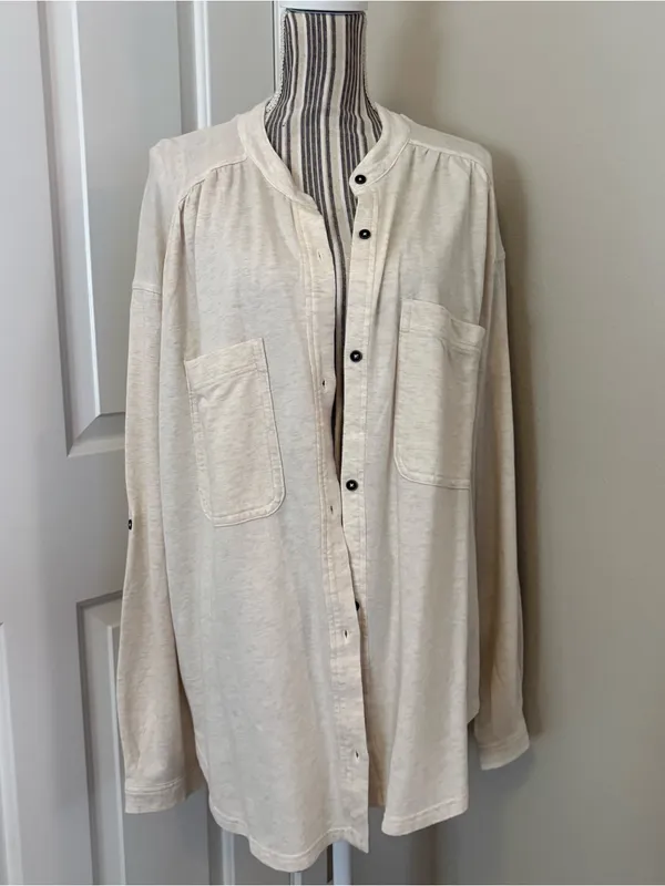 Aerie large oversized button up top layer comfy quiet luxury large preppy - Image 2