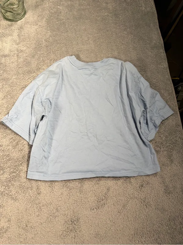 The North Face Light Blue Cropped Tee shirt small - Image 11