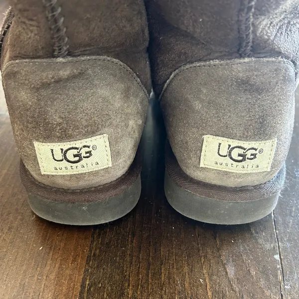 UGG Classic Short Boots W8 Brown Suede Sheepskin Lined Mid Calf Coz Warm Fall‎ - Image 8