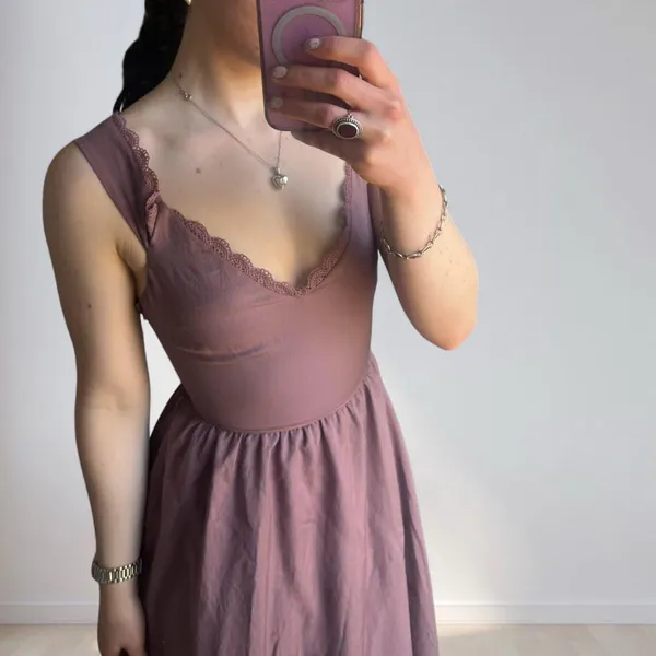 Mauve dress with lace trim Purple - Image 3