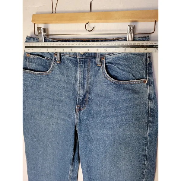 Abercrombie & Fitch The 90s Relaxed High Rise Distressed Straight Denim 28 - Image 4