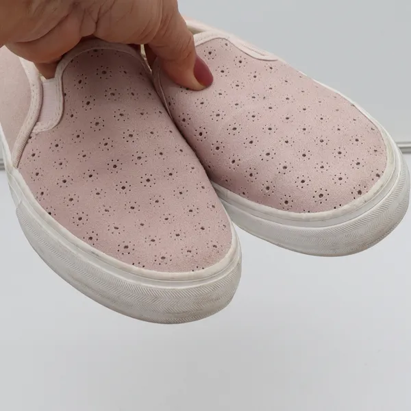 Keds Sneakers Womens 7.5 Pink Suede Eyelet Slip On Good - Image 7