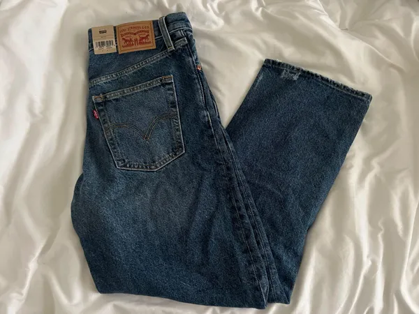 Levi's Ribcage Straight Ankle Jeans - Image 2