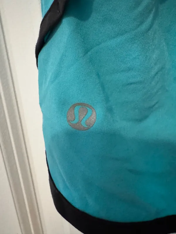 Lululemon Blue Shorts 2.5" - Image 3