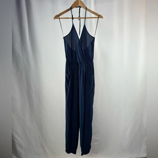 Lulus Learning‎ to Fly Halter Jumpsuit in Navy Blue Size Medium - Image 4
