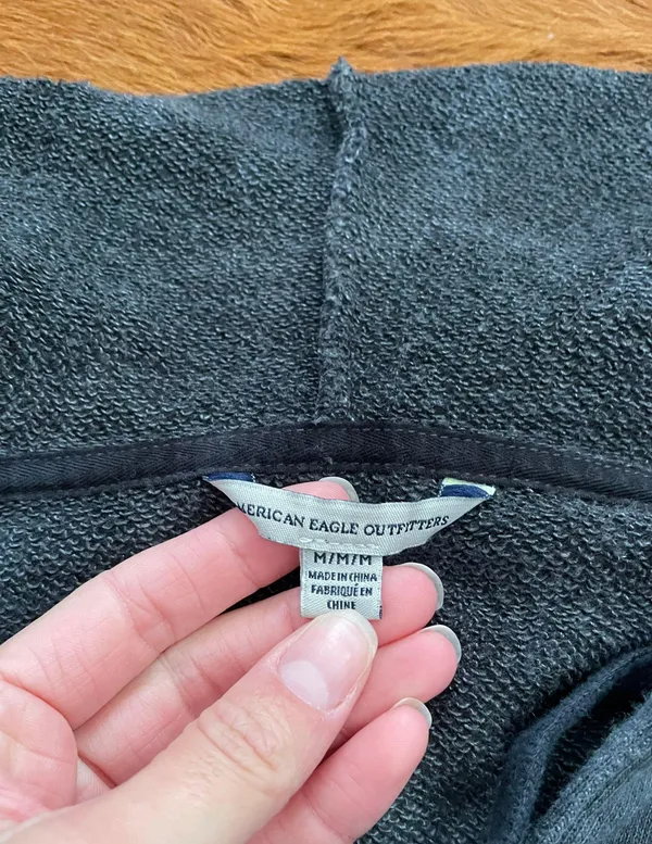 Outfitters Cropped Hoodie - Image 4