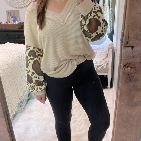 Bibi leopard print camouflage waffle knit top size large - Image 2