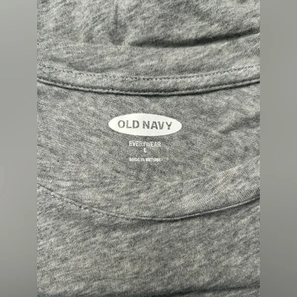 Old Navy Everywear Women’s Gray T-Shirt Bicycle & Sunflower Design SZ LG - Image 9