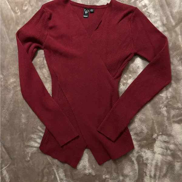 Windsor Sweater Women’s Size M Maroon/Burgundy V-Neck Ribbed Pullover Sweater - Image 8