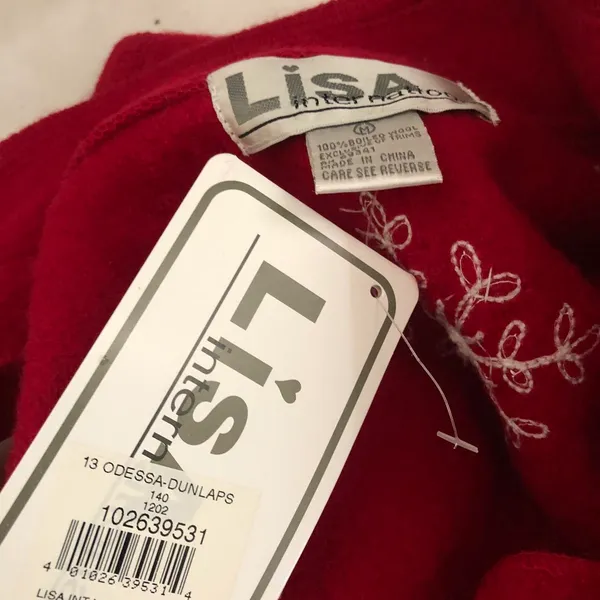 NWT Red white snowflake bedazzled pearl rhinestone Christmas seasonal festive sweater vest cardigan-100% Boiled Wool Size M - Image 5