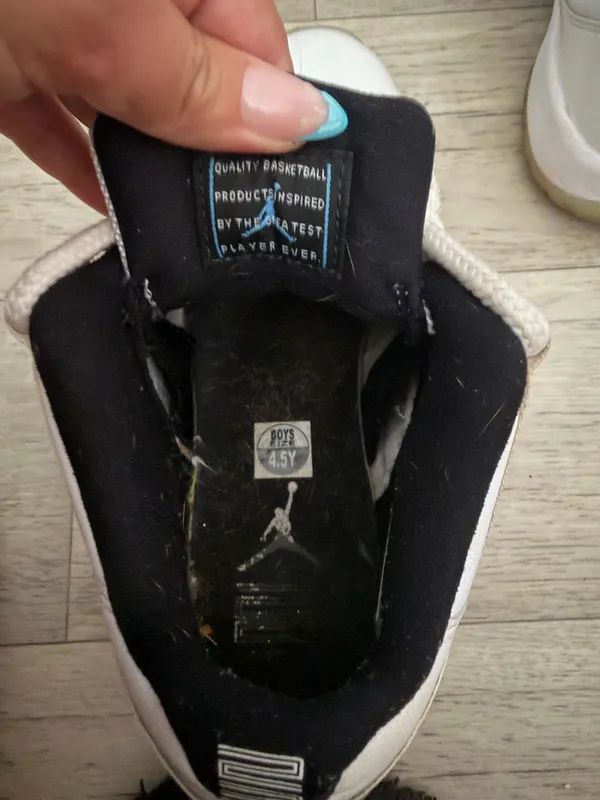 Jordan 11 Retro Low 'Legend Blue' - Image 5