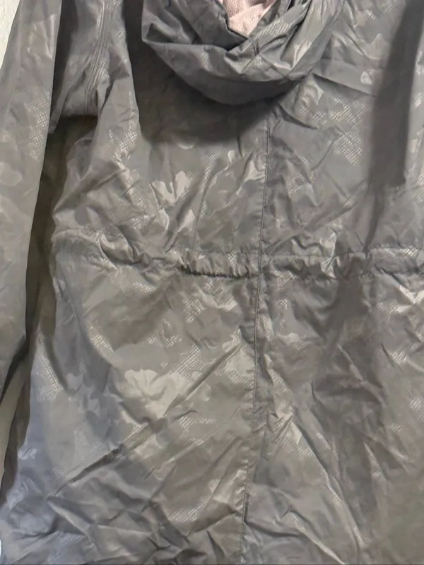 Carhartt Women's S Gray Camo Nylon Hooded Zip Up Windbreaker 3/4 Length - Image 5