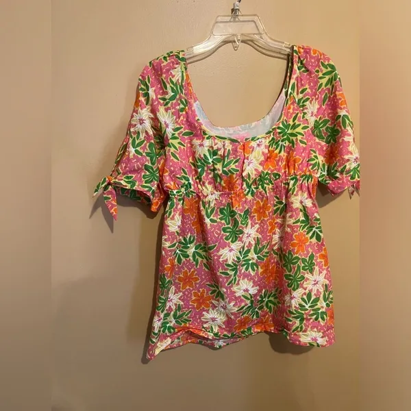 Lilly Pulitzer Floral Print Babydoll Short Sleeve‎ Top - size 8 - Image 3